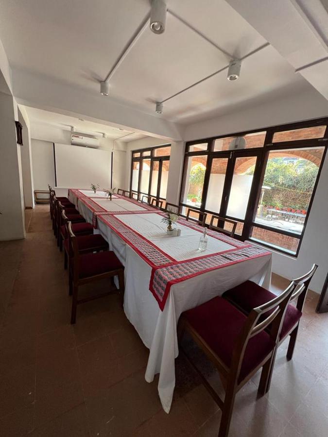 Summit Hotel Lalitpur Экстерьер фото