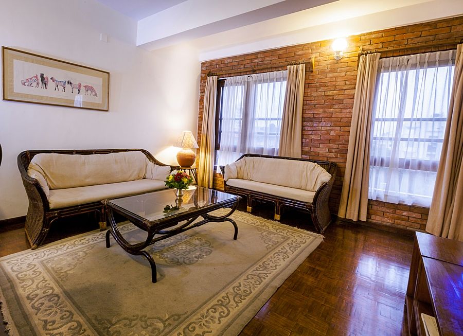 Summit Hotel Lalitpur Экстерьер фото