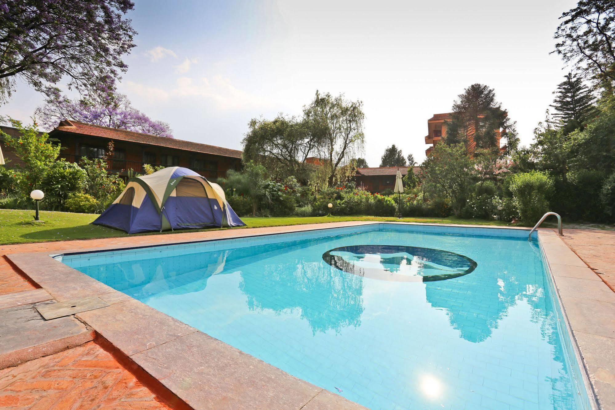 Summit Hotel Lalitpur Экстерьер фото